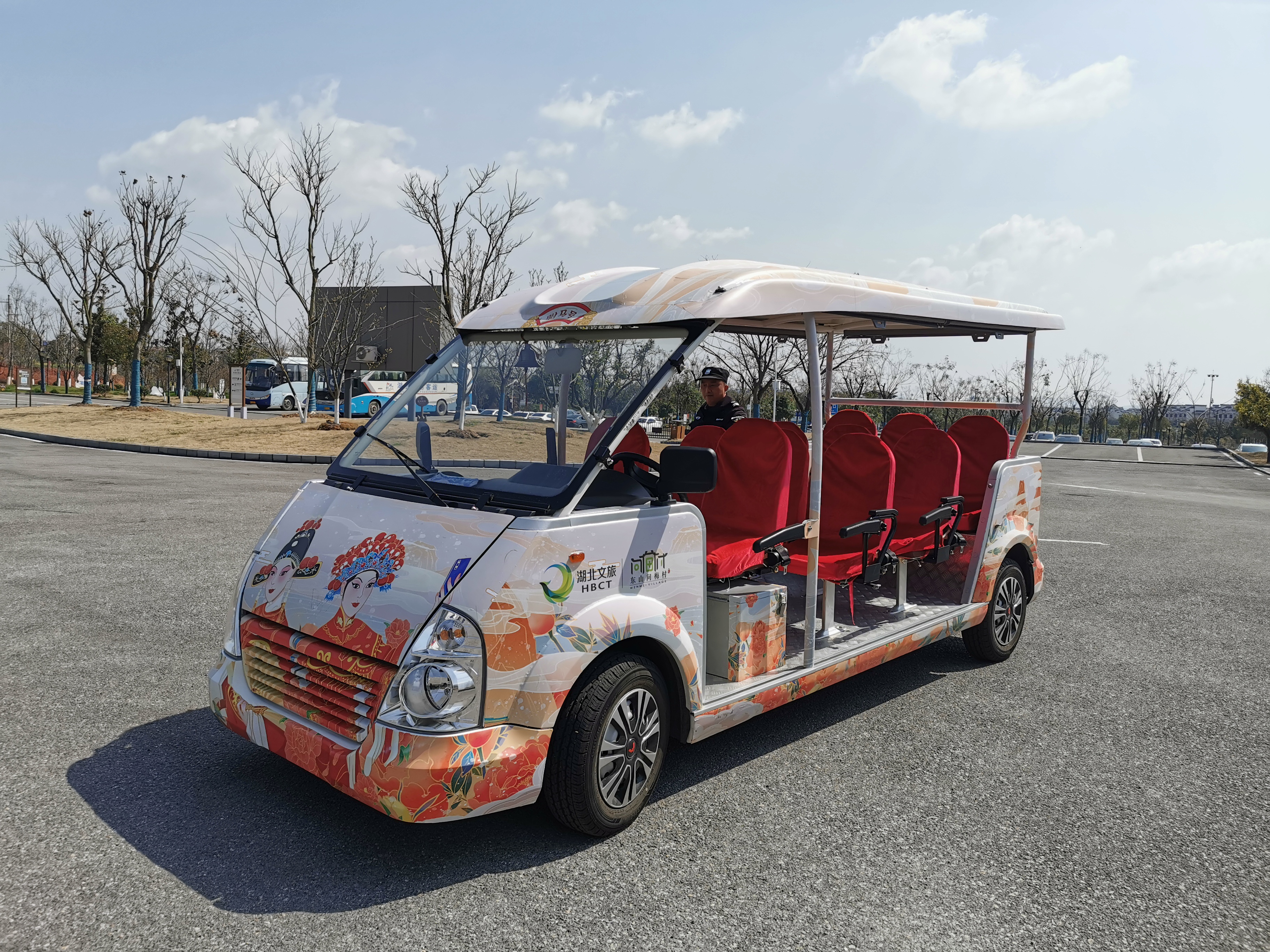 为什么使用电动观光车呢？