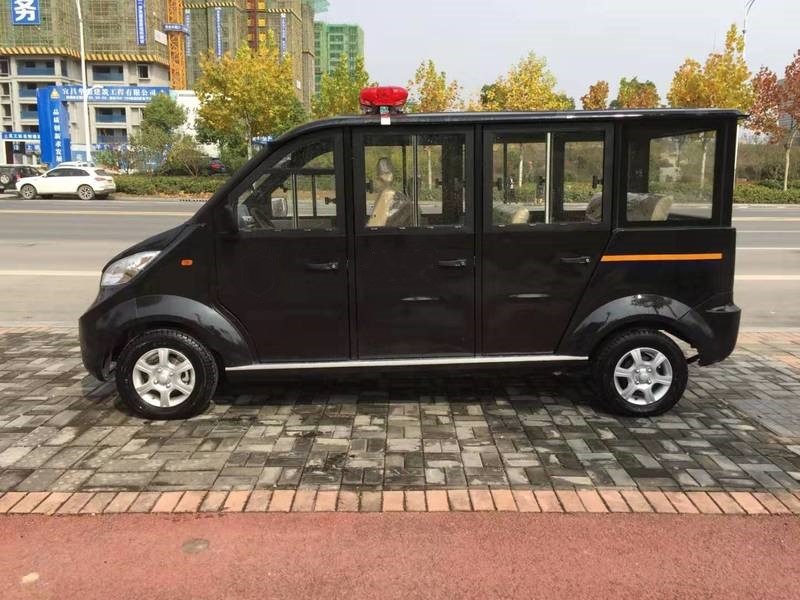 新手驾驶电动巡逻车需要注意什么