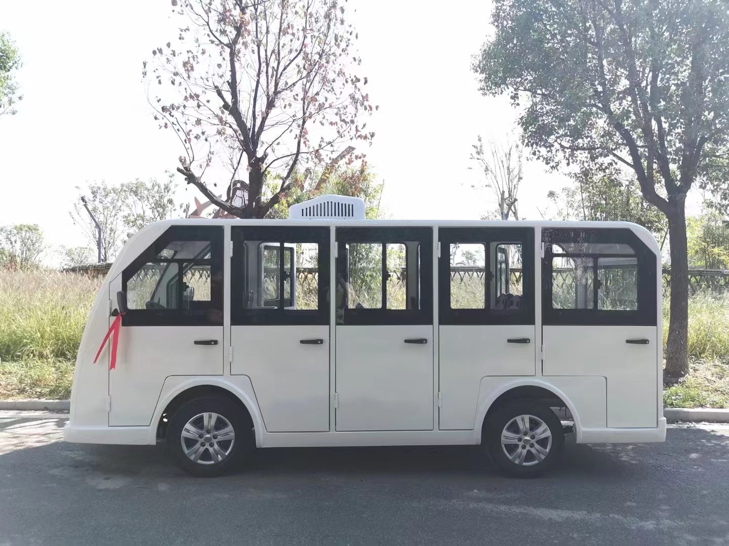 又发出一批新车