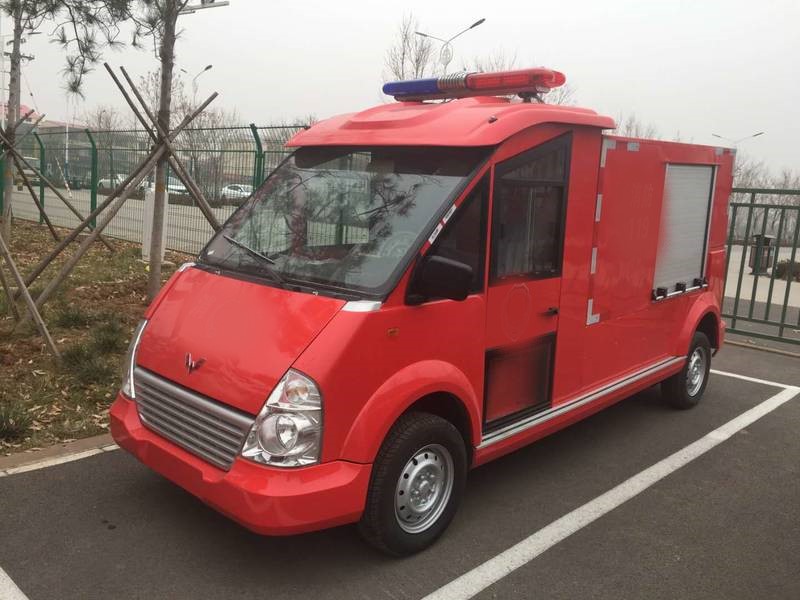 五菱小型电动消防车