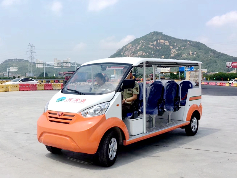 大学校园里应该如何选购电动观光车？