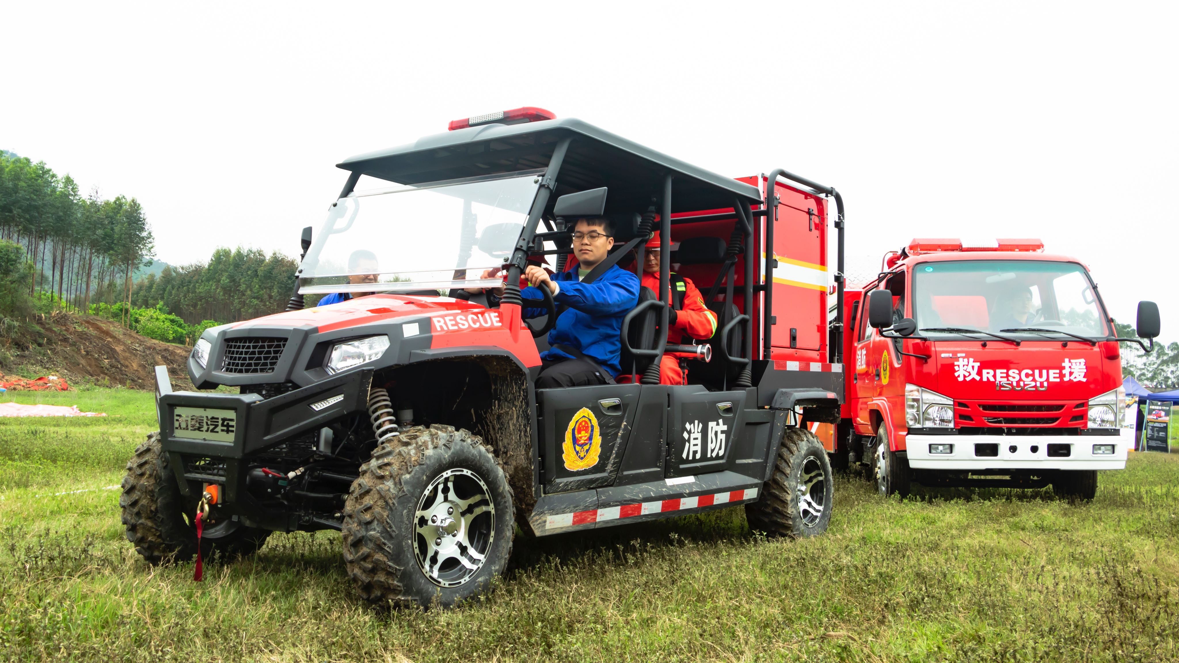 森林火灾应急处置演练，五菱多功能勤务保障车申请出战！