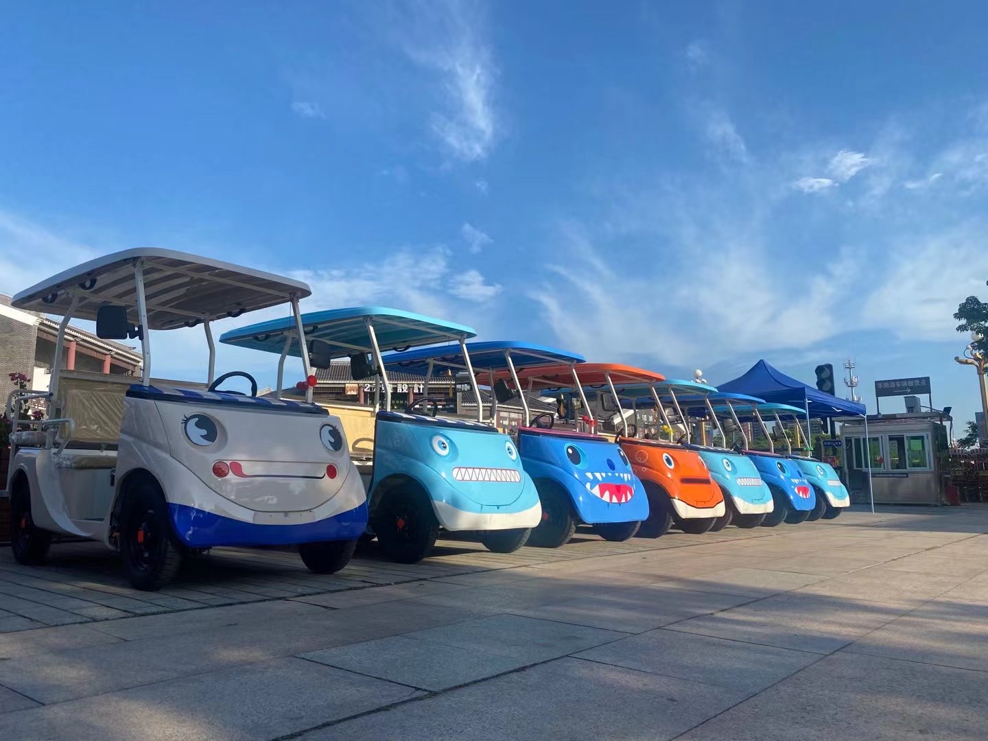 卡通电动观光车景区的优点