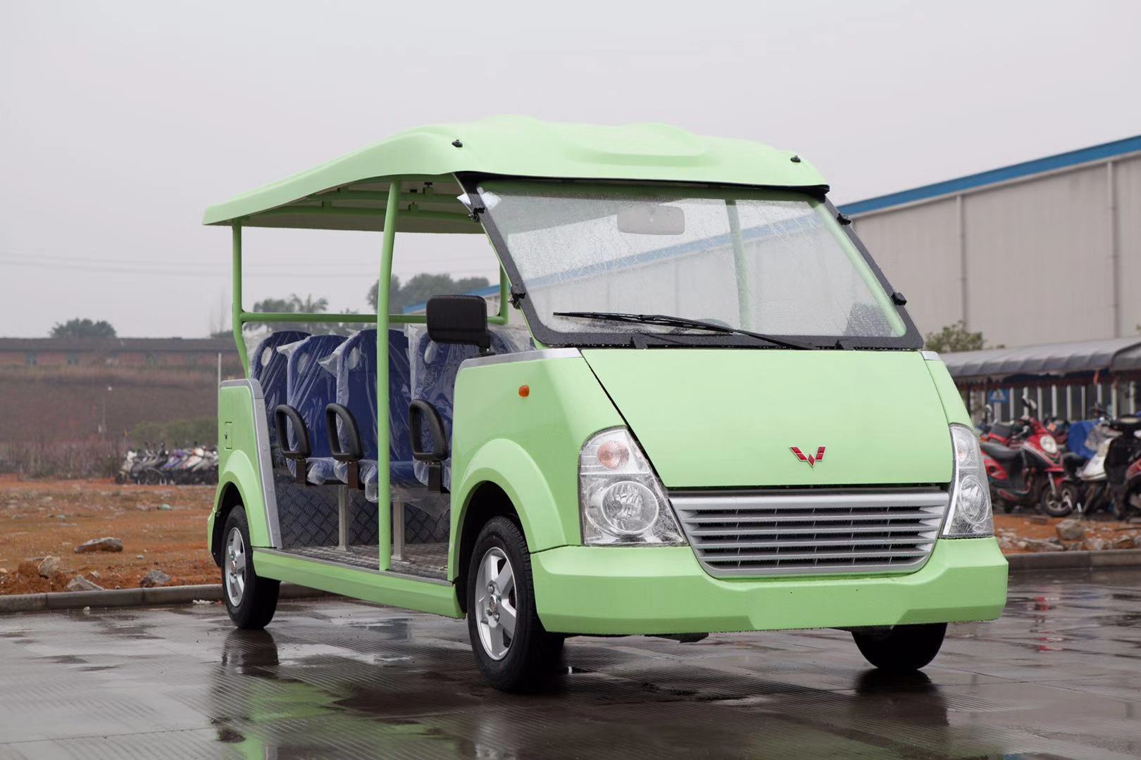 WLQ511011座燃油观光车