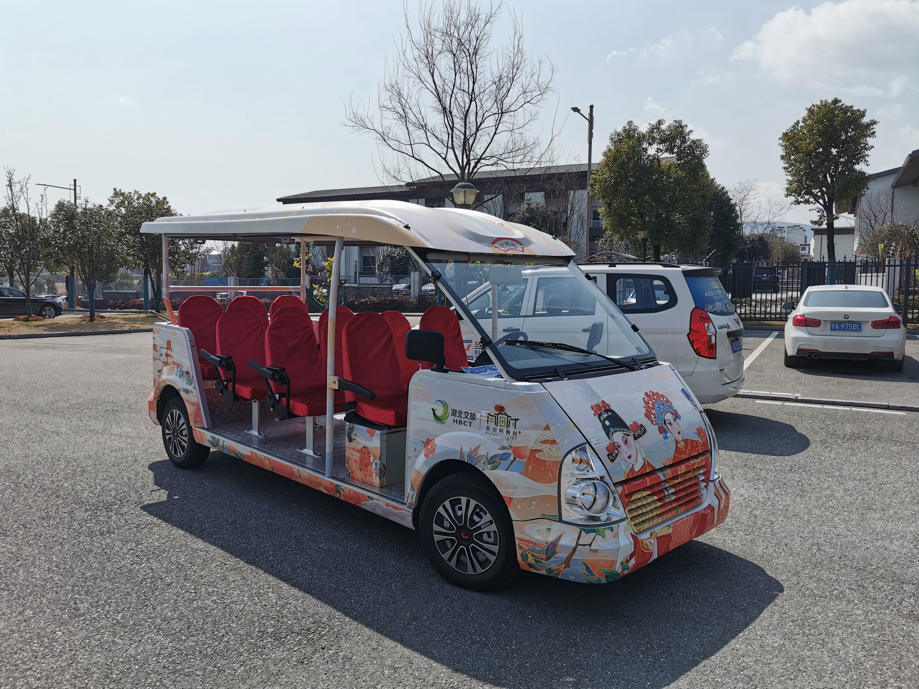 景区里的电动观光车如何保养