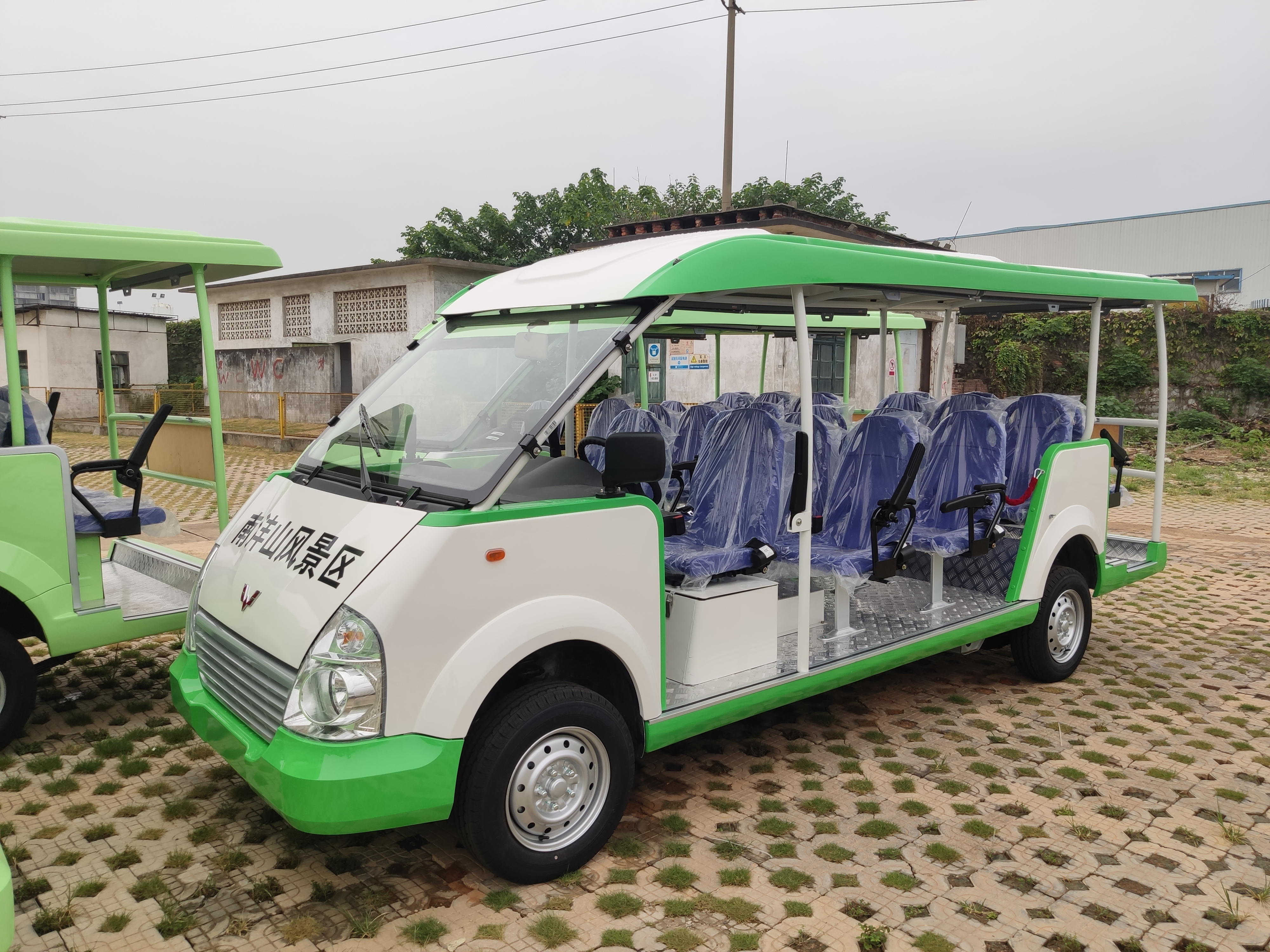 新手如何驾驶电动车？