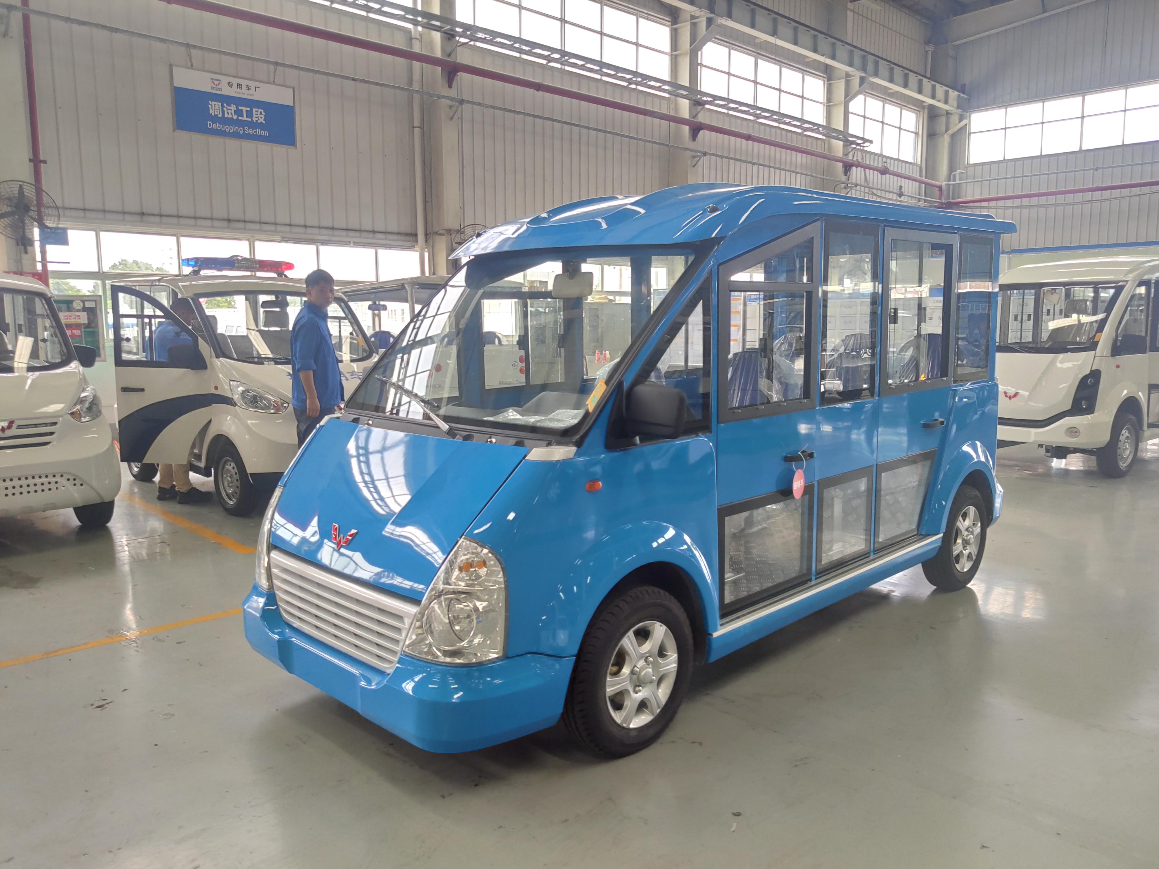 如果车辆在行驶时突然刹车不住怎么办