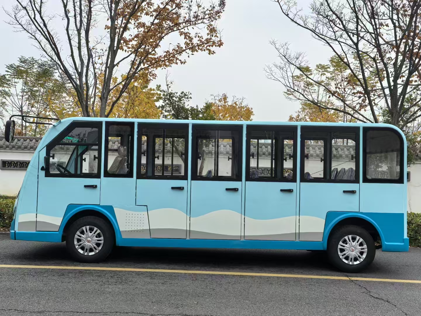 15-23座 L系列宽体车