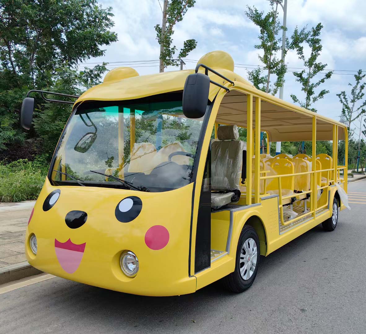 卡通造型观光车1