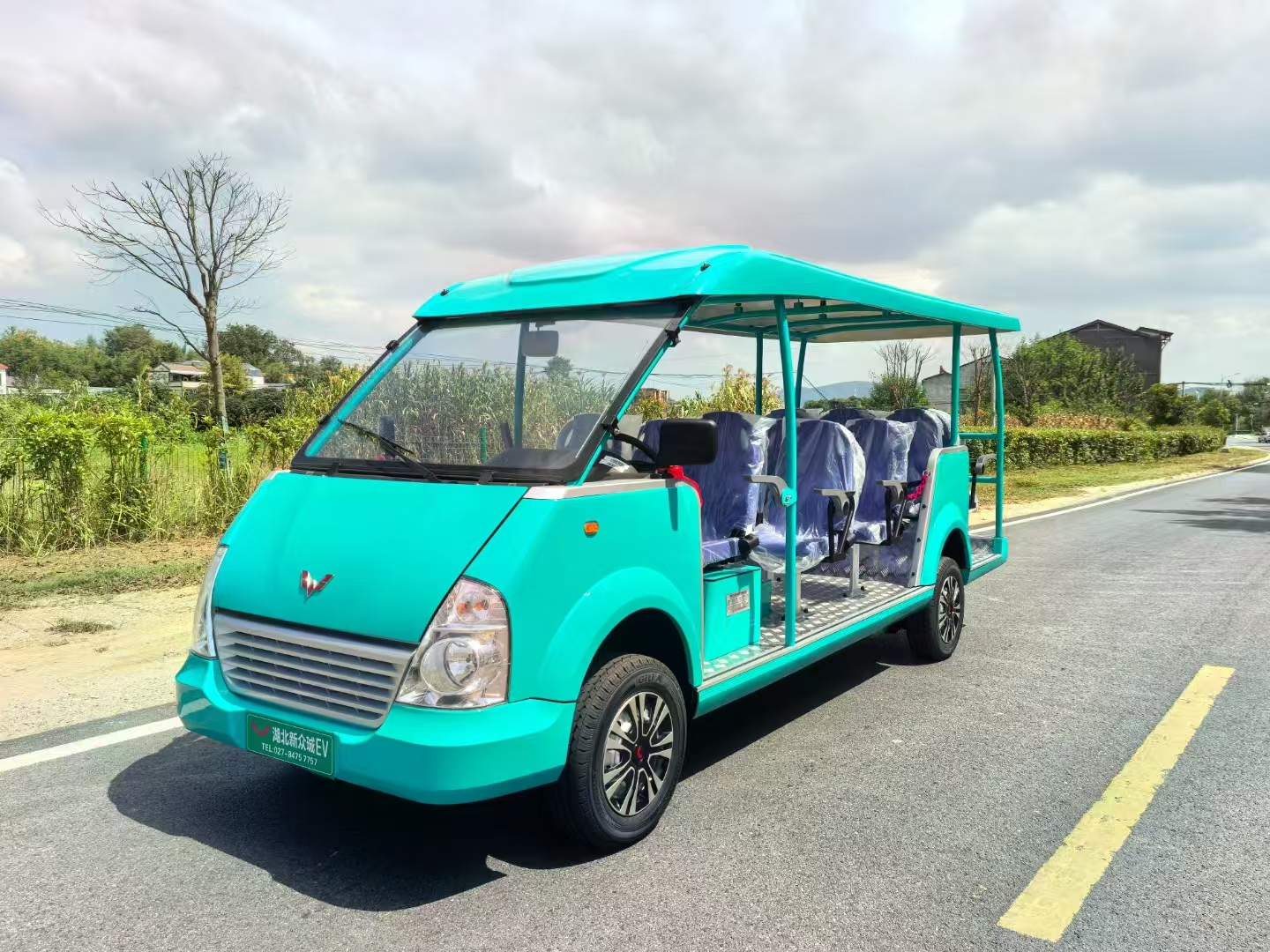 五菱威威电动观光车