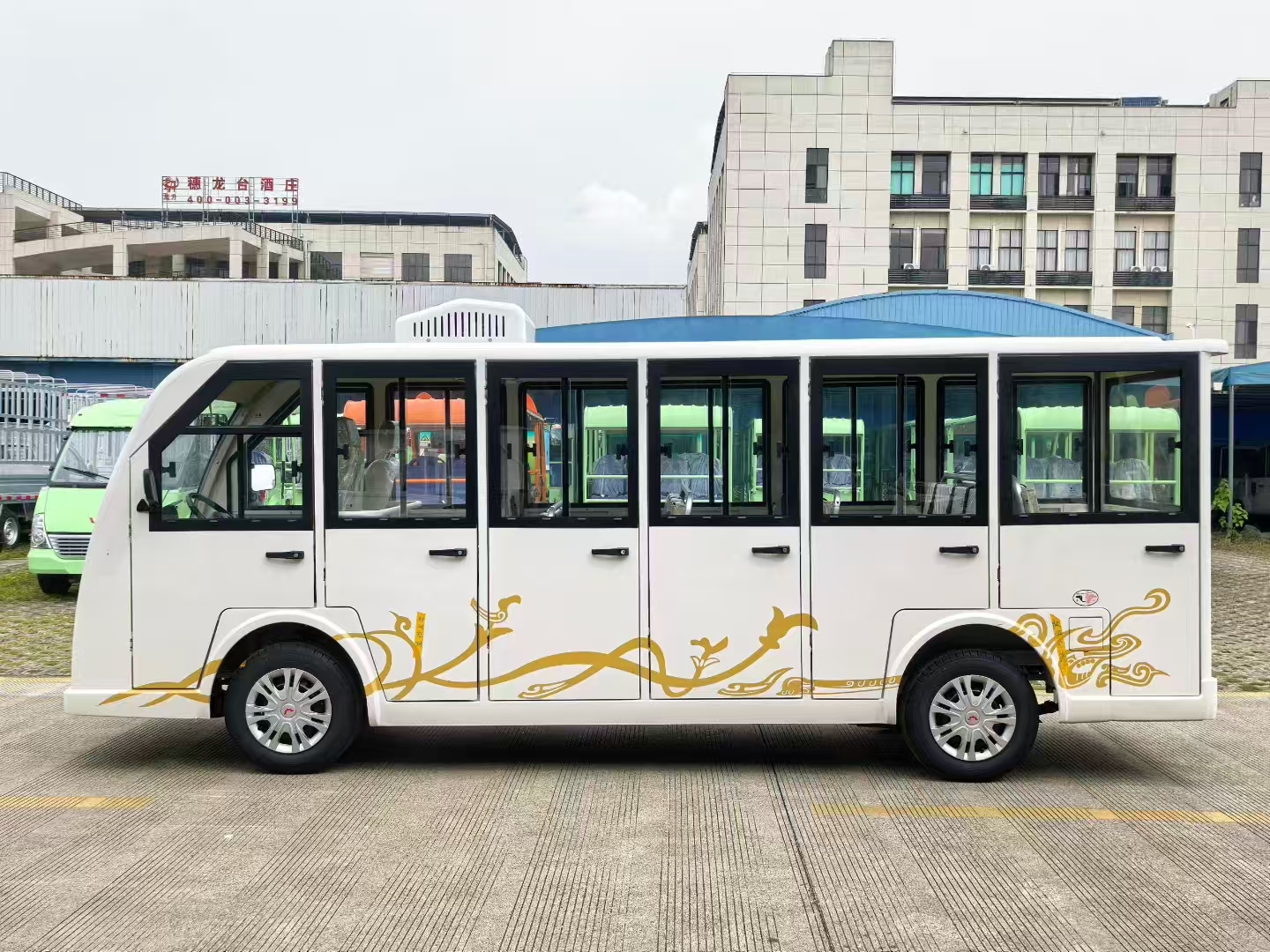 五菱17座观光车L系列