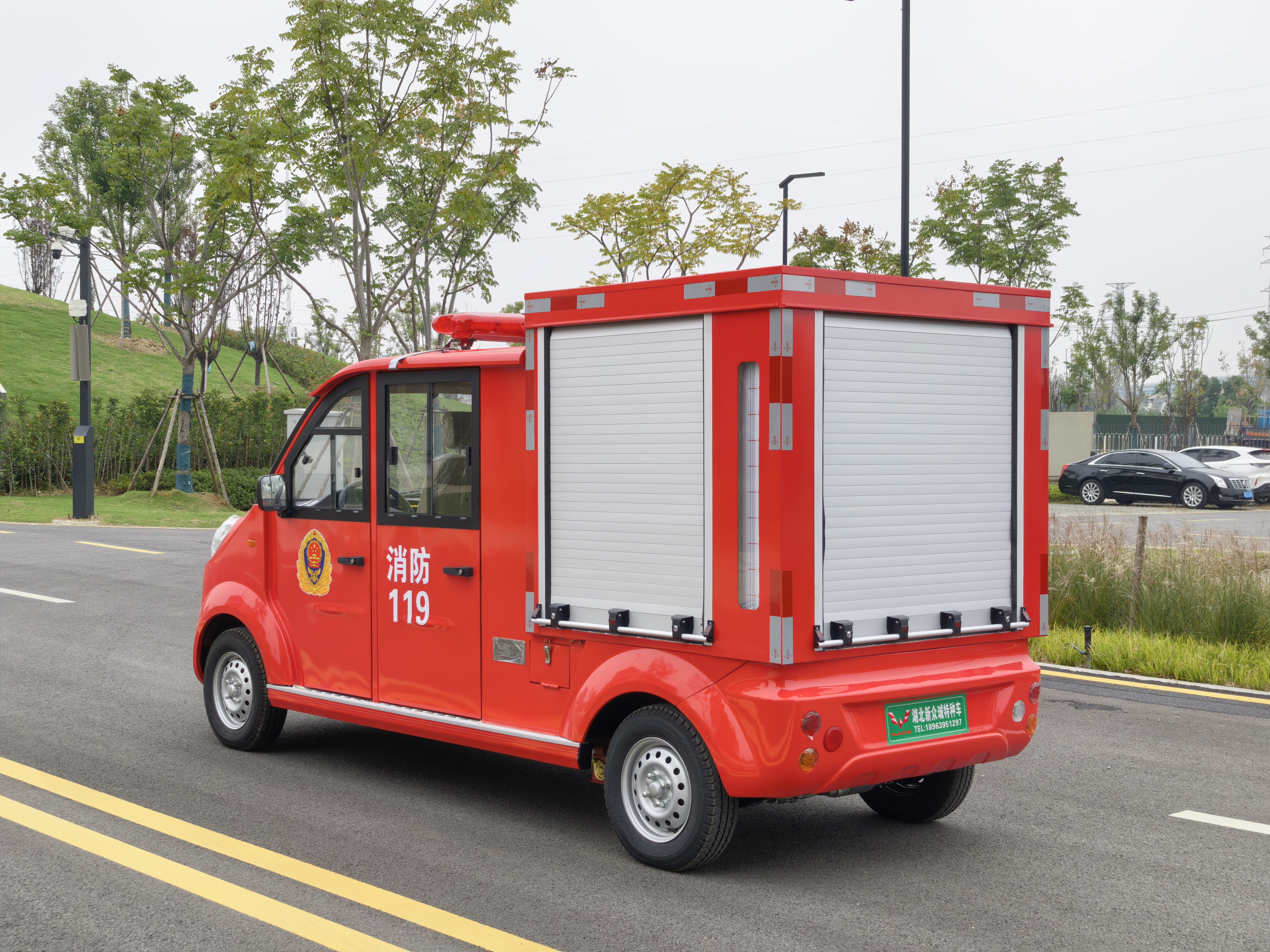 五菱5座电动消防车